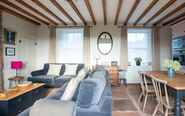 Stag Cottage
