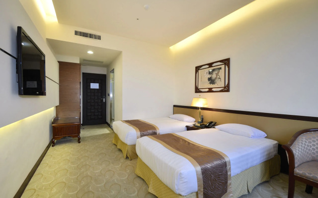 King's Paradise Hotel