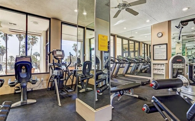 Galvestonian 1002-Beachfront Getaway - 2 Br Condo