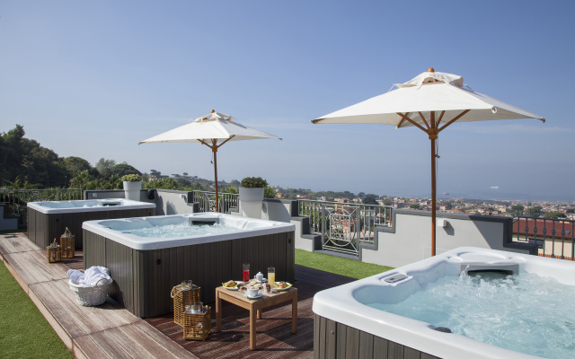 Andris Hotel