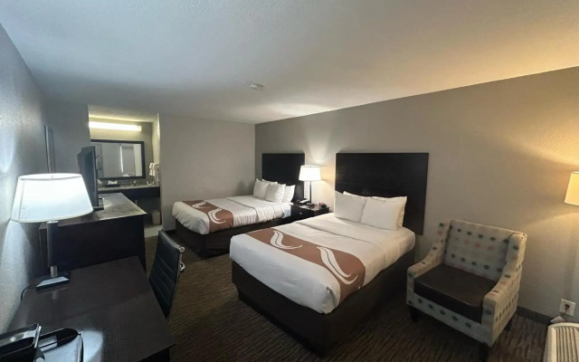 Quality Inn Mt. Pleasant - Charleston