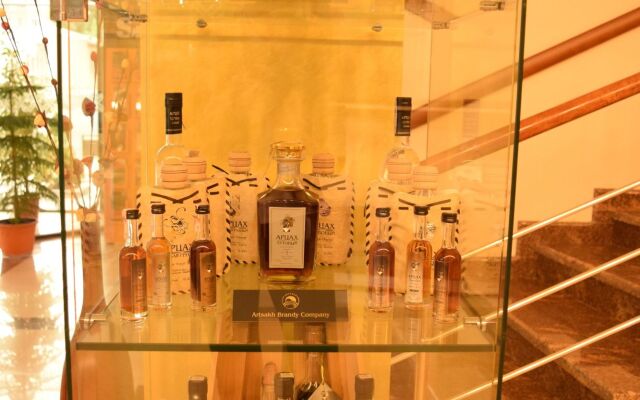 Отель «Арцах»