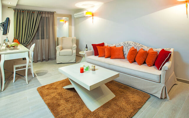 Core Hotel Polychrono