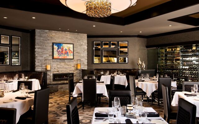 Saratoga Casino Hotel