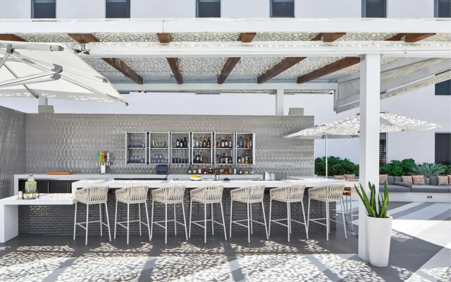 AC Hotel by Marriott Miami Aventura
