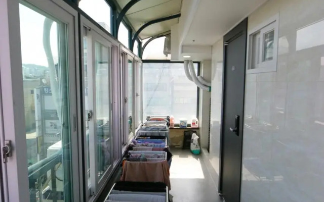 The New Simple House