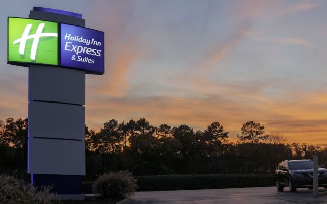 Holiday Inn Express & Suites Nashville I-40 & I- 24
