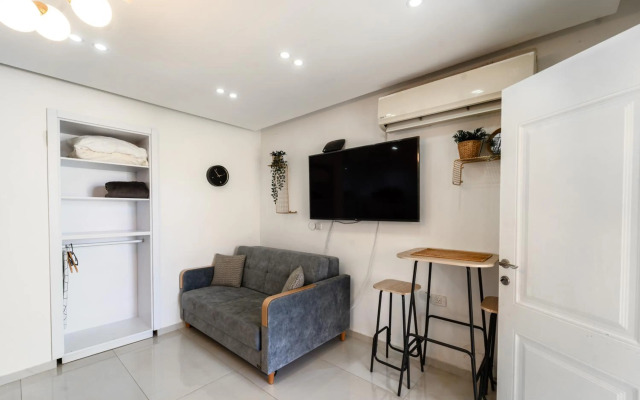 Oasis bay-מפרץ נווה מדבר