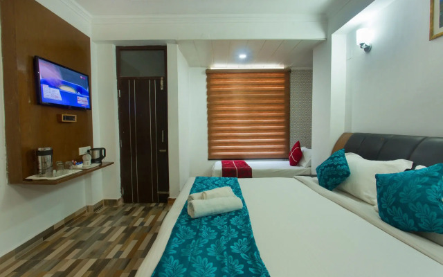 OYO Rooms Bhagsu Waterfall