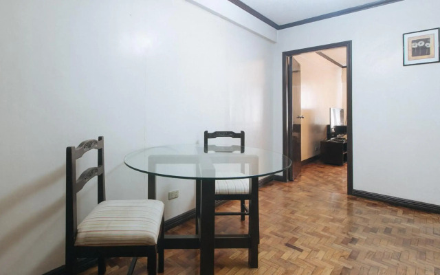 El Rico Suites