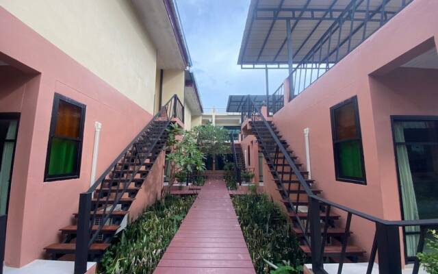 Rapeepong Resort Nanthai