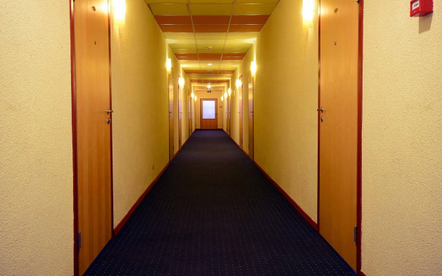 Airport Hotel Abc