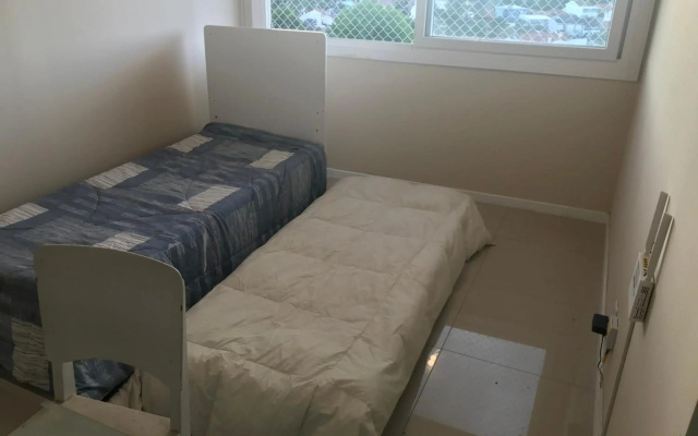 Apartamento p/ 8 com garagem churasqueira e piscina