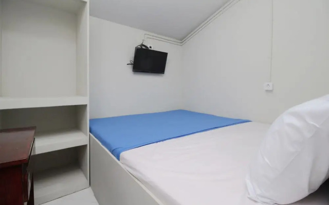 Kamar Keluarga Bandara IV Syariah