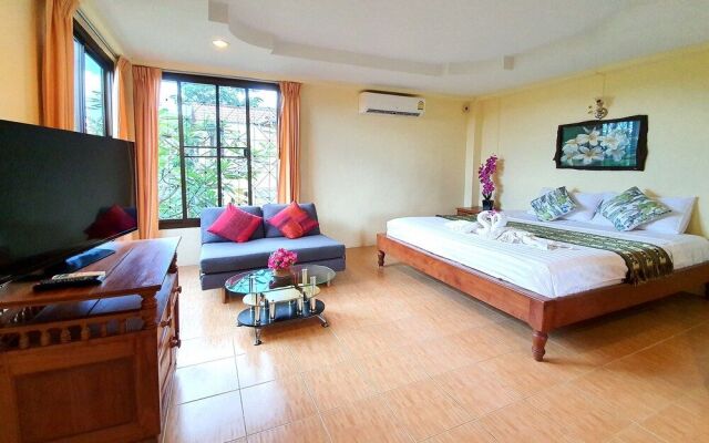 Phuket Lilla House