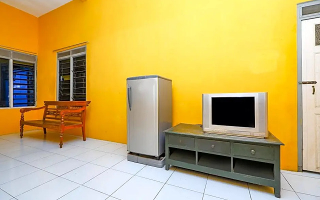 OYO Life 2867 Kos Kuning