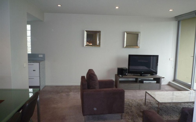 Wyndel Apartments - Harbour Watch – Guest Rooms – Sydney