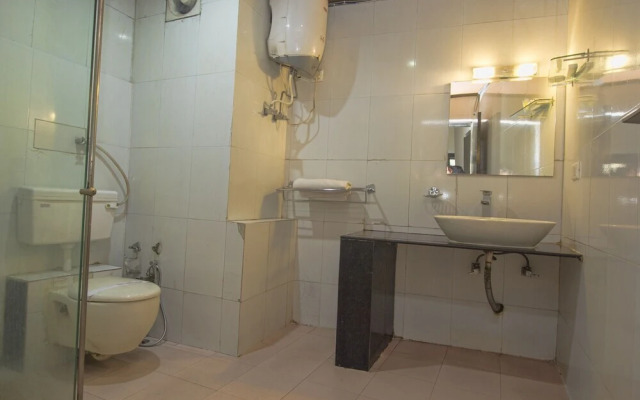 Kava Suites By OYO Rooms