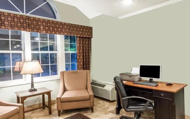 Microtel Inn & Suites By Wyndham Wilson