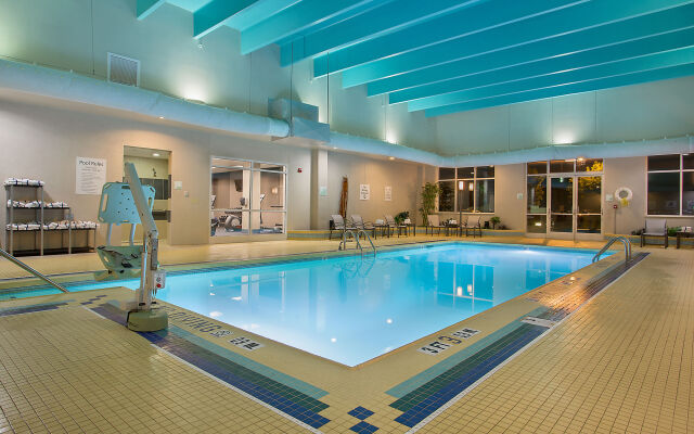 Holiday Inn University Plaza-Bowling Green by IHG