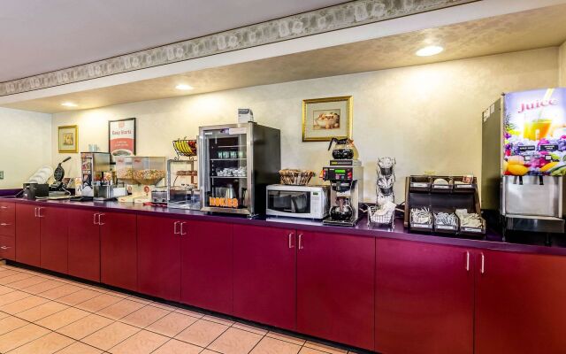 Econo Lodge Christiansburg-Blacksburg I-81