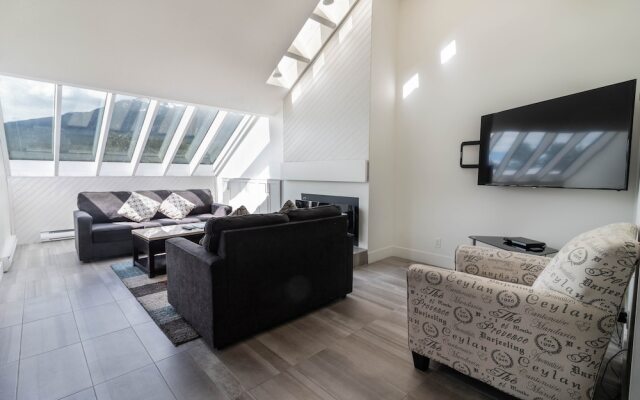 Whistler Blackcomb VR Hearthstone Lodge