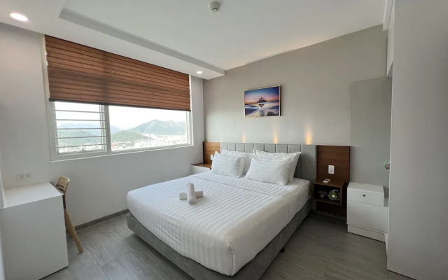 P&L Apartment
