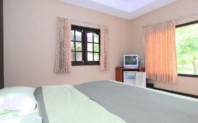 Island Resort River Kwai by October