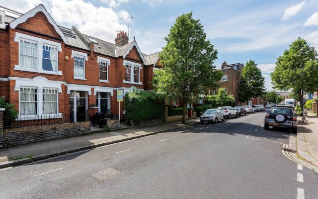 Relaxing home near Shepherd's Bush