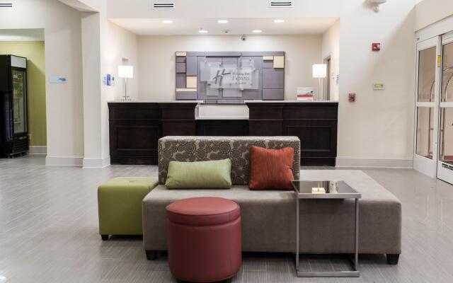 Holiday Inn Express & Suites Sweetwater, an IHG Hotel