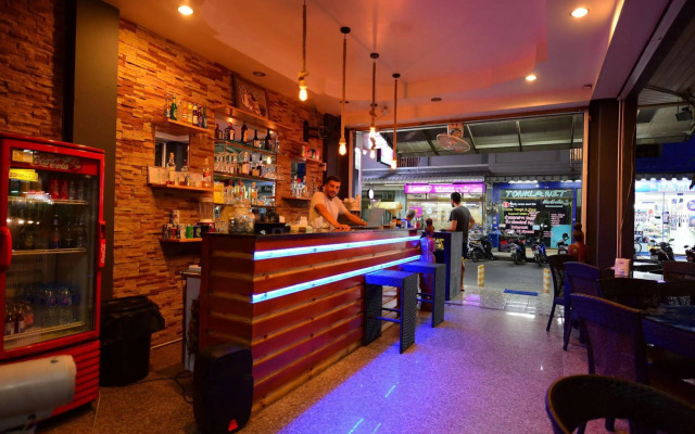 Sabai Dee Patong Guesthouse