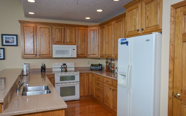 Amazing Overlook 3 Bedroom Townhome