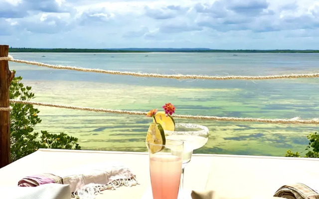 Rock and Sea Resort