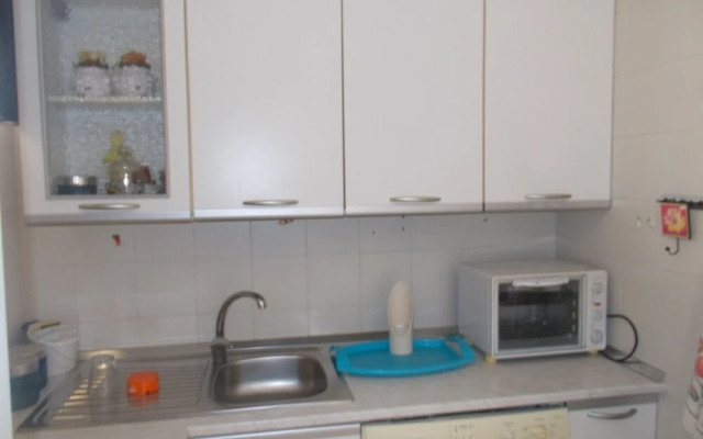 Charming Apartment Near Baia Verde Beach