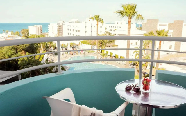 Lantiana Gardens ApartHotel