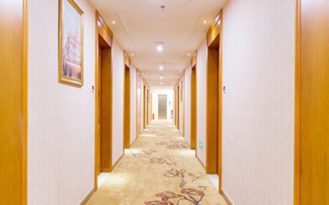 Vienna Hotel Guangzhou Songnan