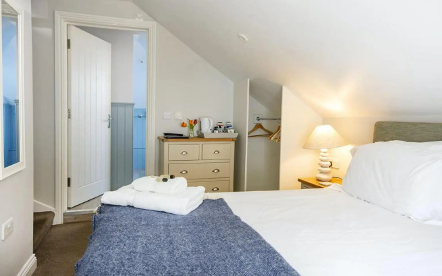 Plume Of Feathers B&B