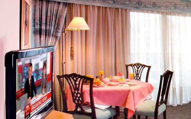 Hotel Embajador