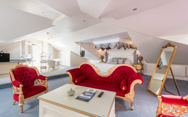 The Grange Hotel