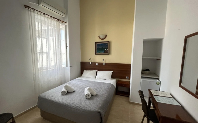 Eleni Rooms
