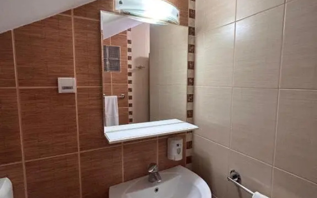 Rooms Konak Mikan