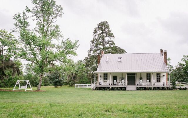 The Historic Hill House and Farm