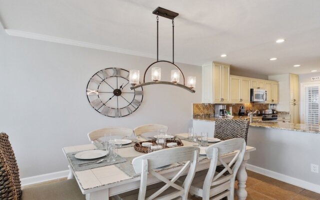 503 Shorewood 2 Bedroom Condo