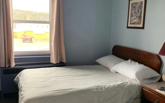 Lakeview Hotel