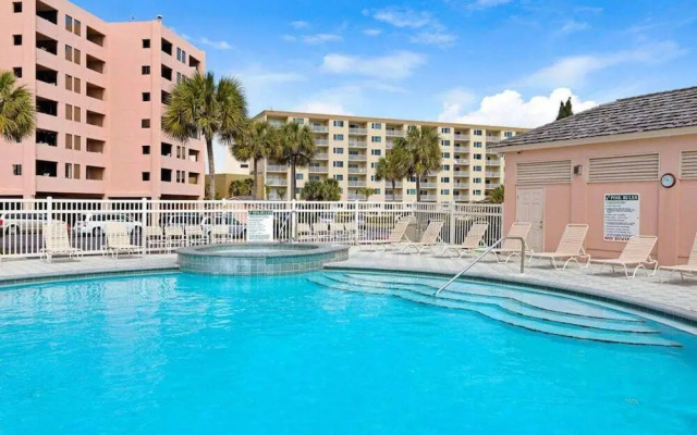 Jetty East Condominiums