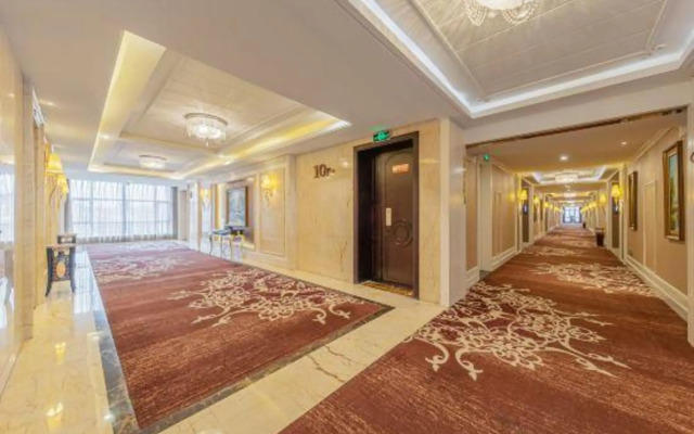 Oriental International Hotel