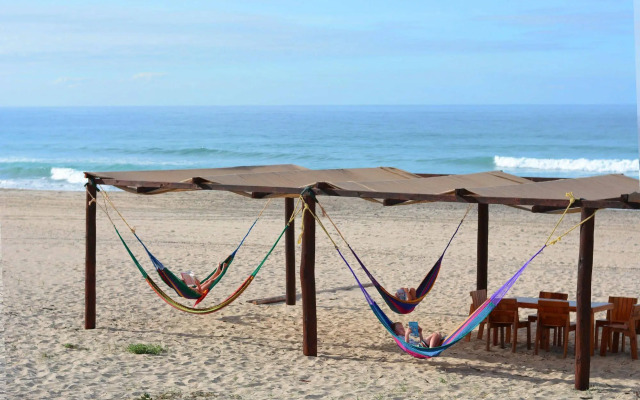 Tortugas Cerritos Beachfront Hotel