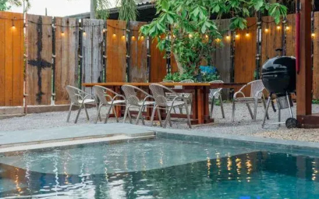 Adirek Pool Villa