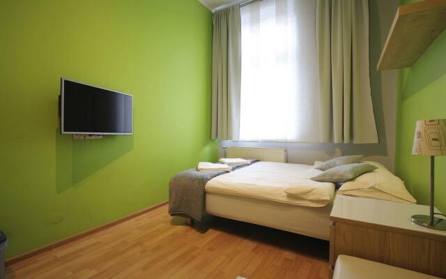 Rainbow Apartments 3