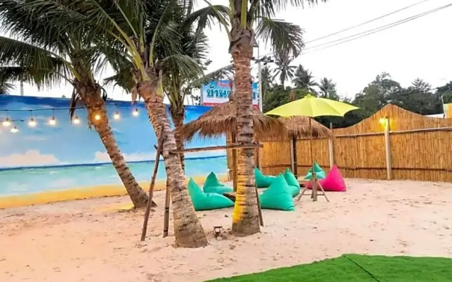 kinjo park pool view delux2 (double bed)